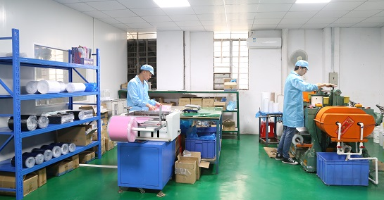 Production process of silica gel products